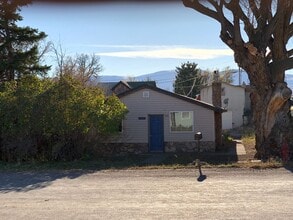 Building Photo - 102 S O St