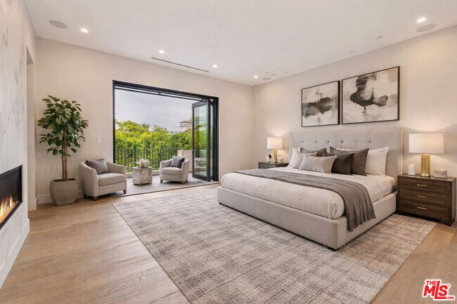 Building Photo - 6361 Drexel Ave