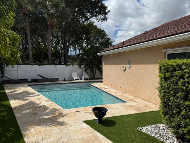 Building Photo - 8150 Mystic Harbor Cir