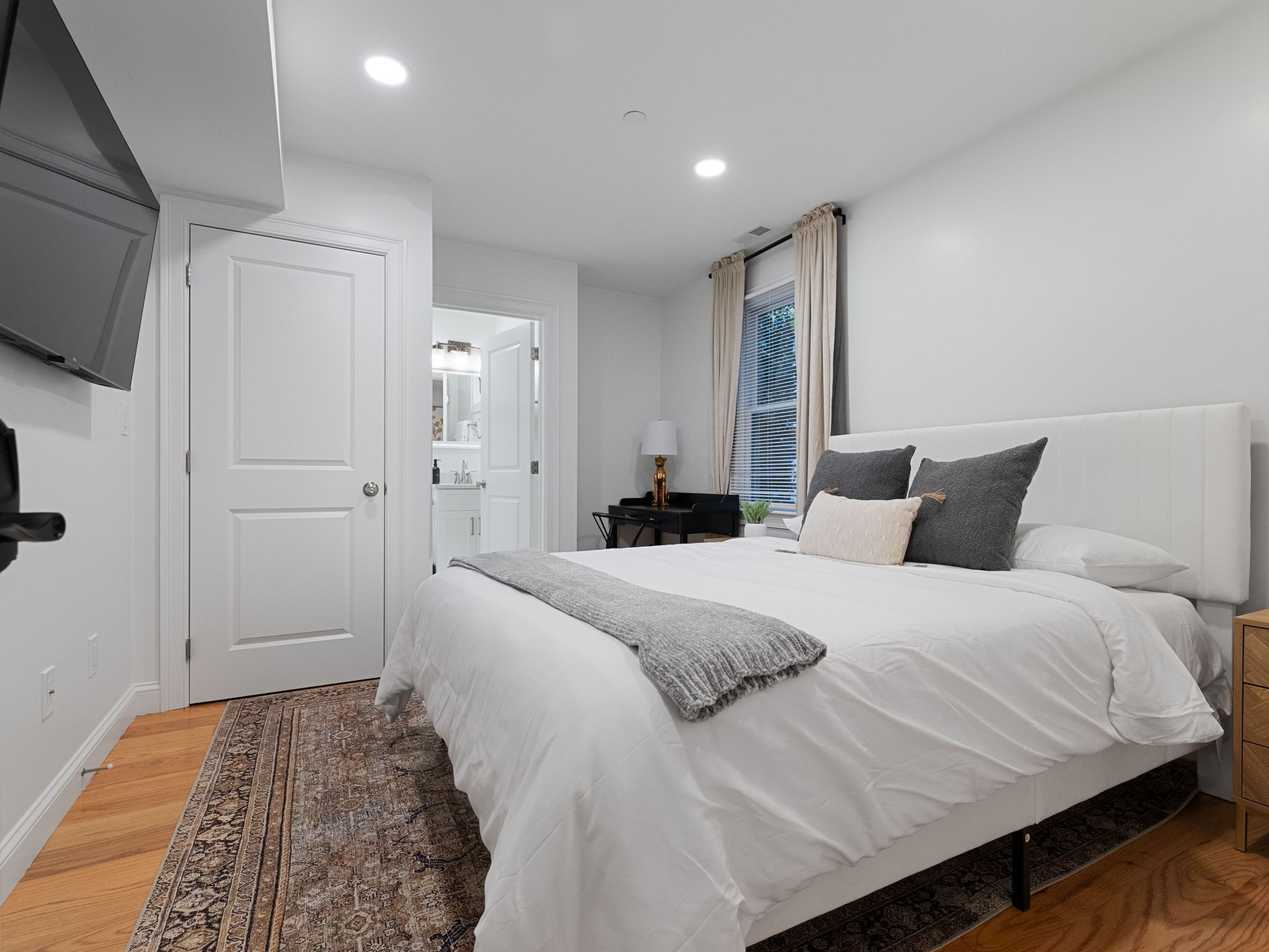 Building Photo - 1 Central Sq