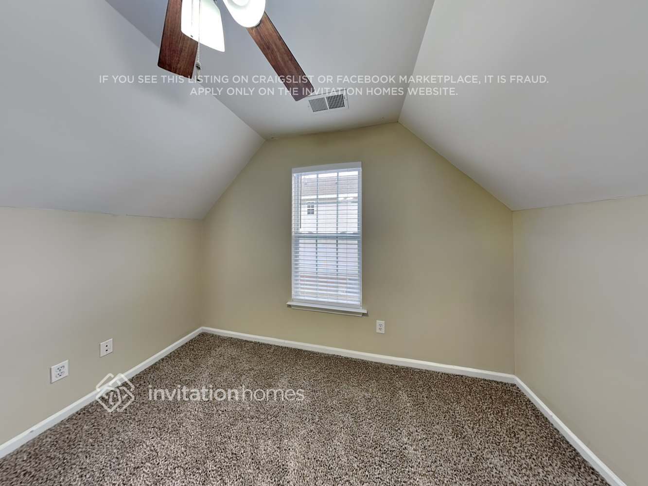 Building Photo - 8808 Clifton Meadow Dr