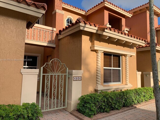 Primary Photo - 4926 Leeward Ln