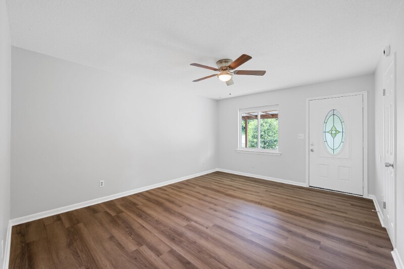 Building Photo - 1208 Gadd Rd