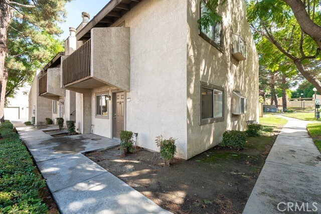 Building Photo - 1251 S Meadow Ln