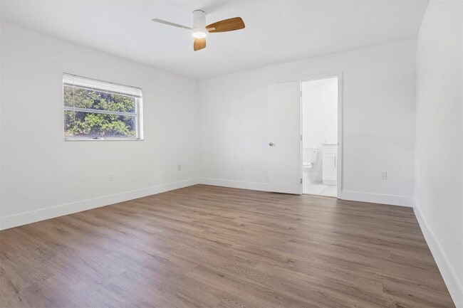 Building Photo - 7841 NW 46th St