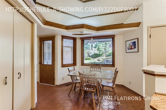 Building Photo - 2440 Kohler Dr