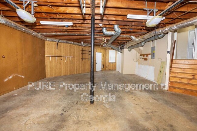 Building Photo - 2443 Doubletree Dr NW