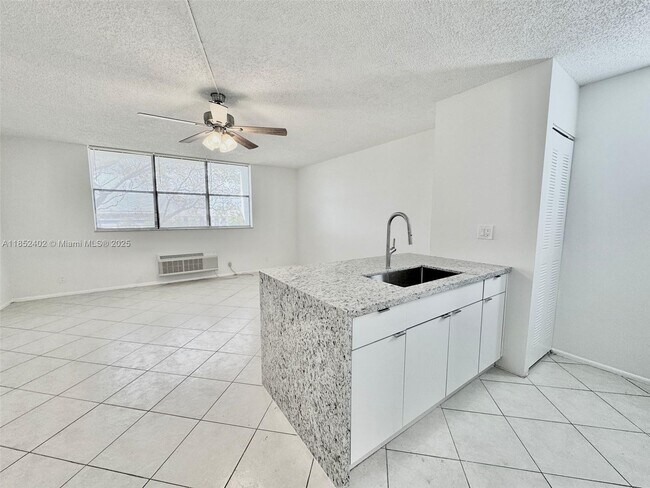 Primary Photo - 2401 Riverside Dr