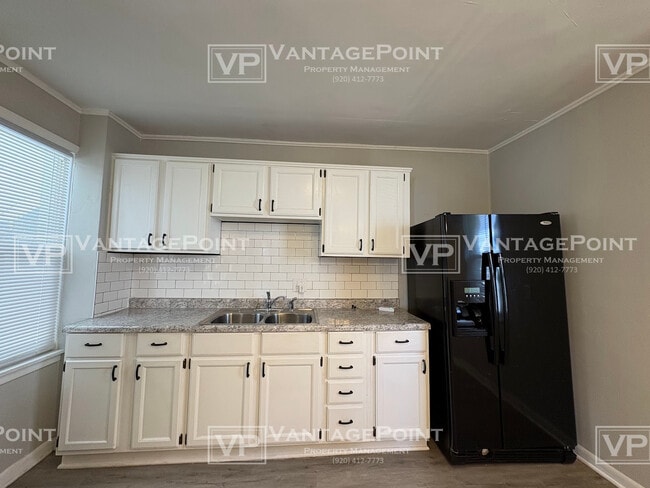 Building Photo - 1711 12th St