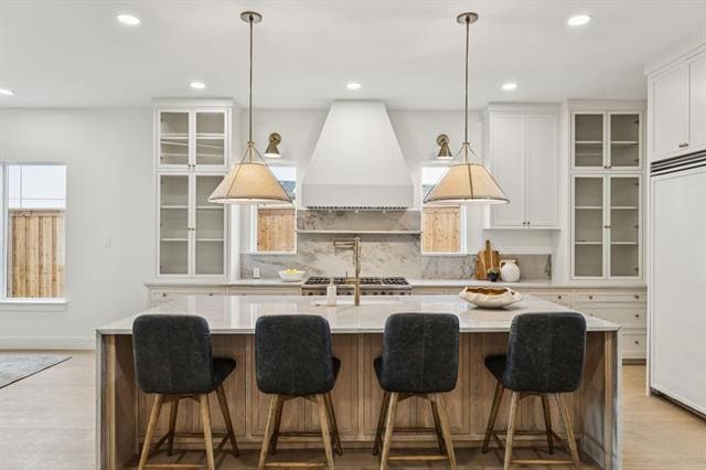 Building Photo - 6244 Richmond Ave