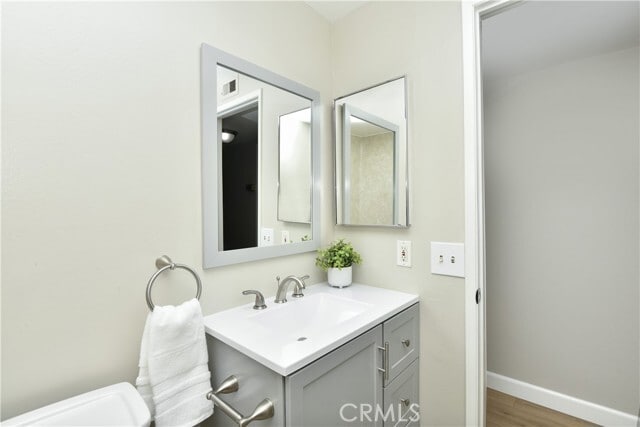 Building Photo - 4247 Larwin Ave