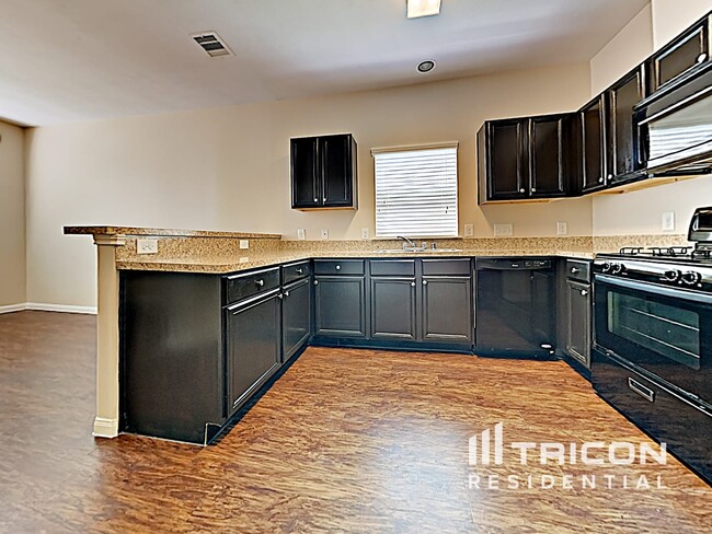 Building Photo - 21439 Palma Grove Way