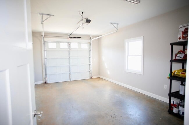 Building Photo - 1313 Emerald View Ct