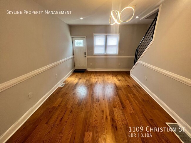 Building Photo - 1109 Christian St