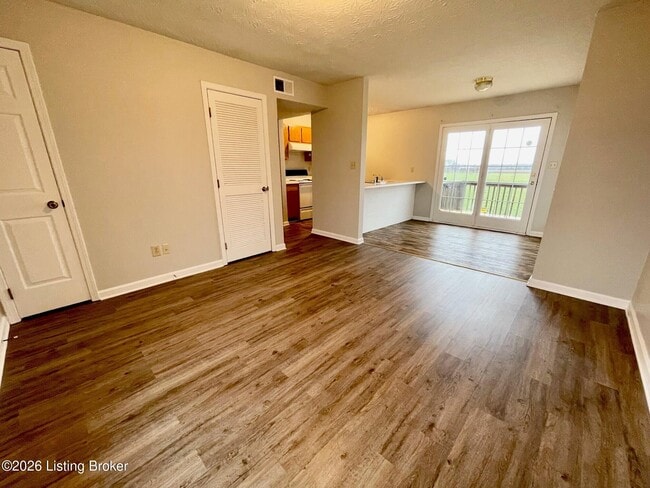 Building Photo - 456 Joy Ave