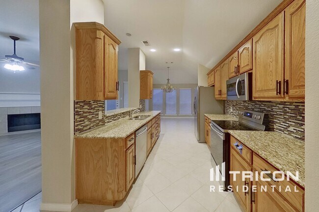 Building Photo - 1312 Pierron Dr