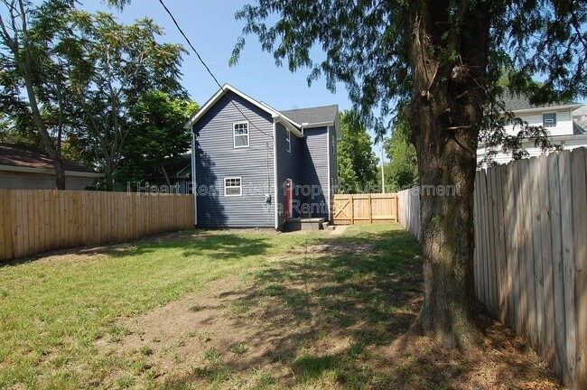 Building Photo - 208 N Guilford Ave