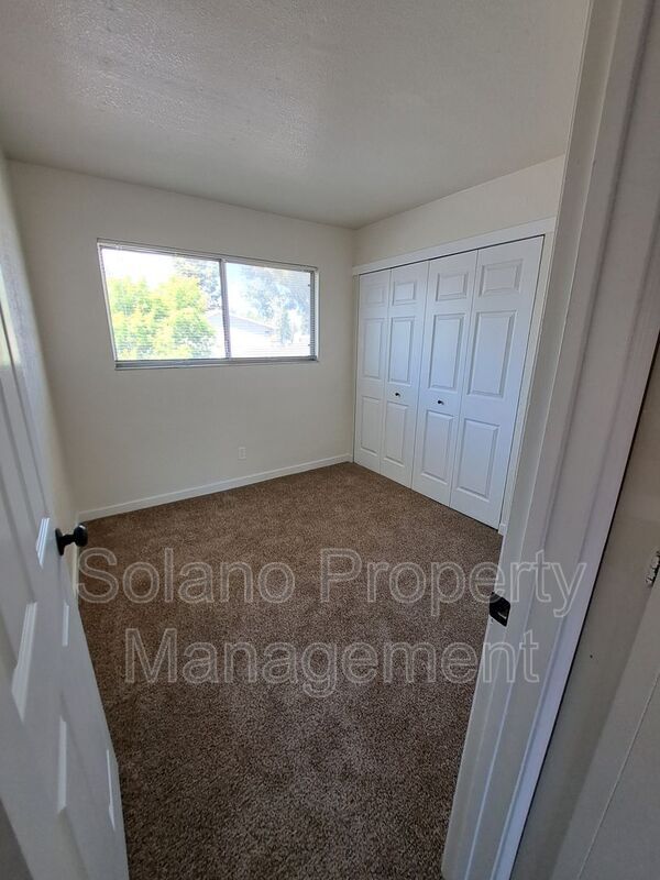 Building Photo - 145 Del Rey Ct
