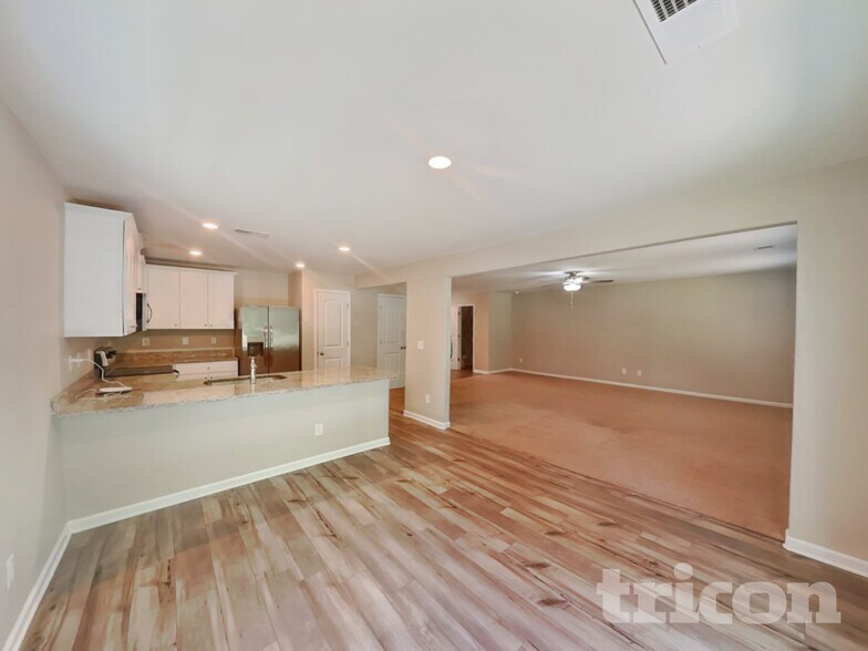 Building Photo - 85 Parkers Gate Dr