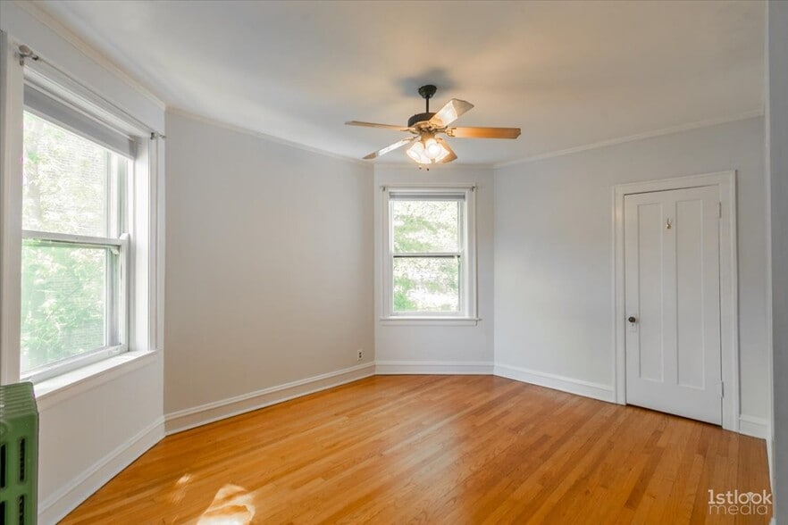 Bed Room 1 - 2121 W Morse Ave