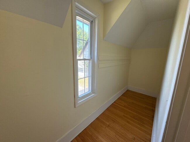 Building Photo - Paducah City Home