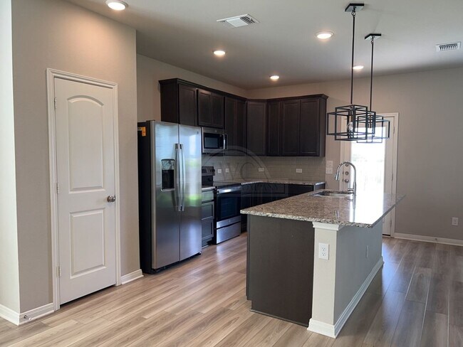 Building Photo - 6702 McGregor Lp