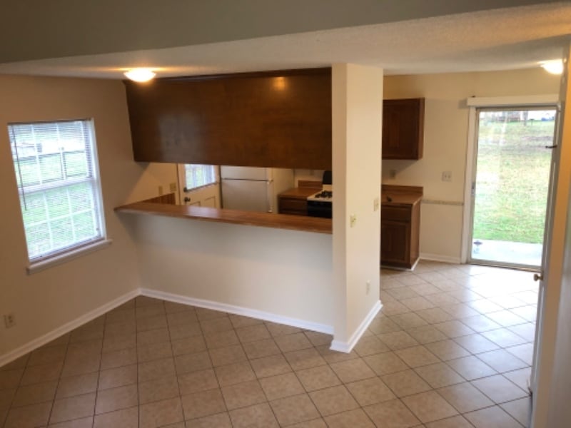 Building Photo - 6714 Woodwedge Dr