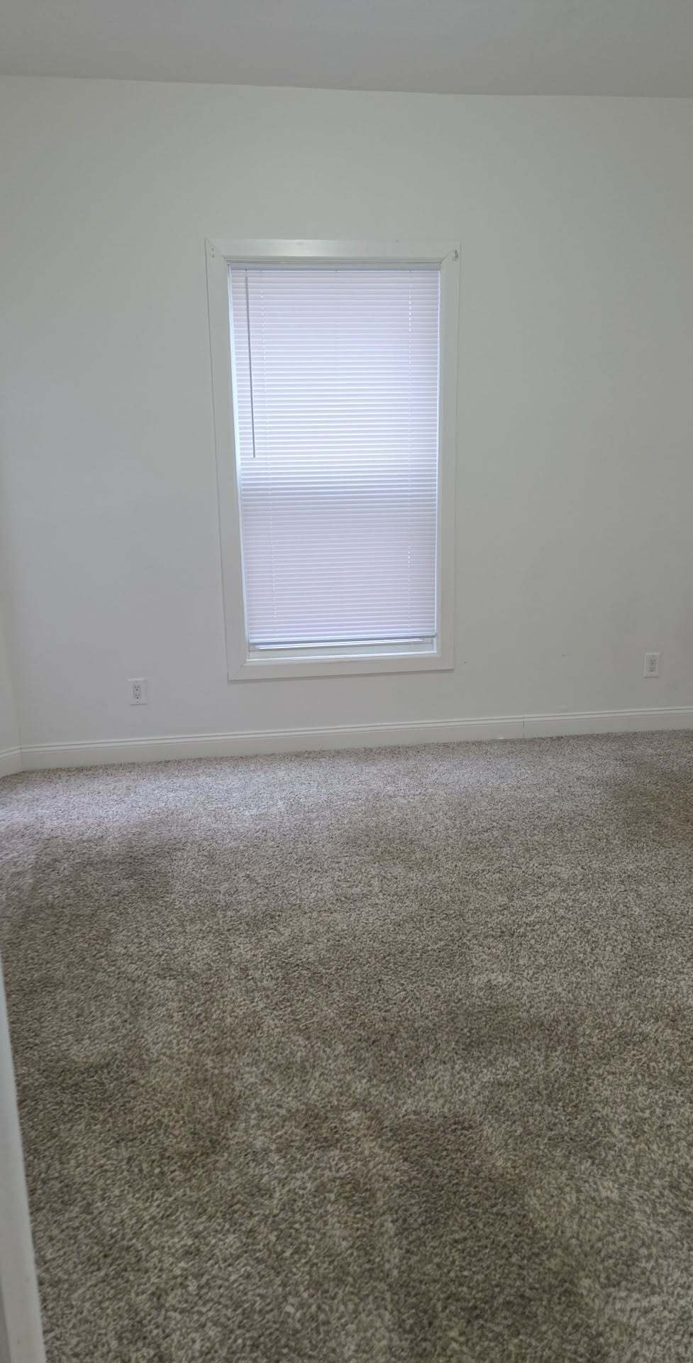 Building Photo - 1110 Lake St