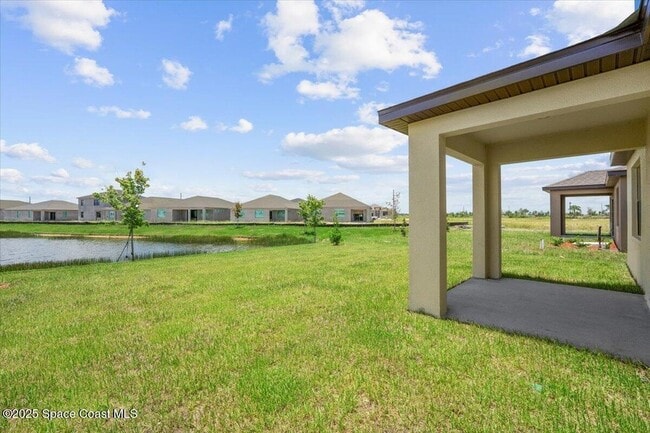 Building Photo - 1854 Capital Dr SE