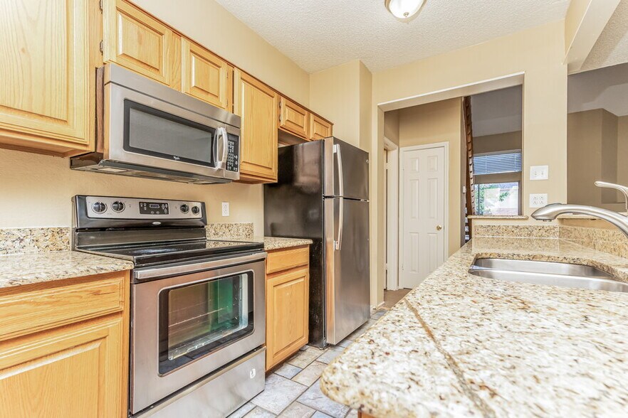 Building Photo - 1214 Lone Wolf Trail