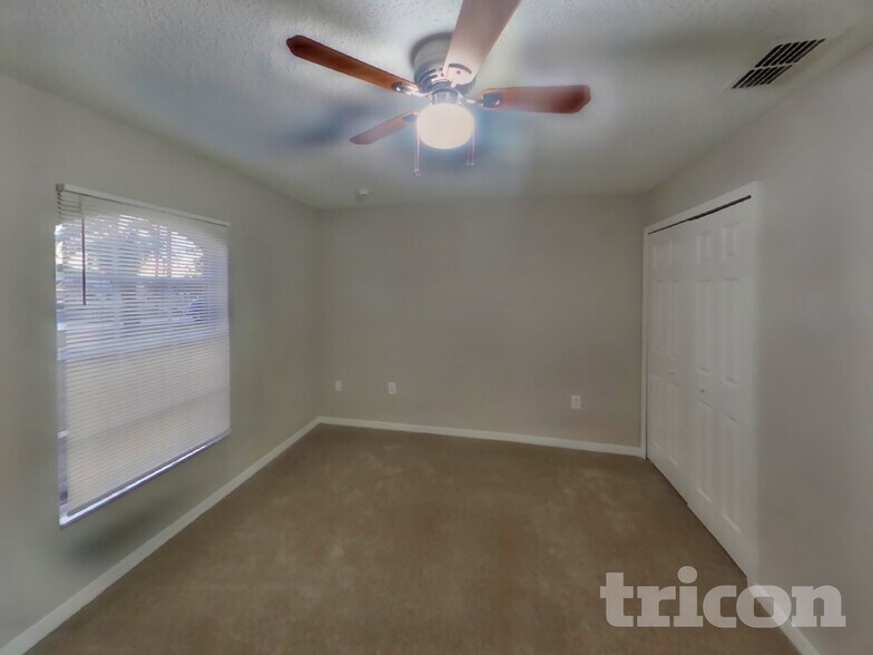 Building Photo - 4552 Gondolier Rd