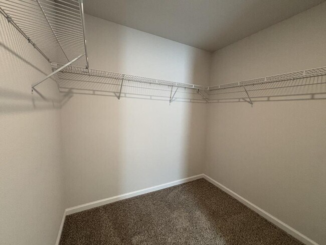 Building Photo - 6359 Bellavia Ln