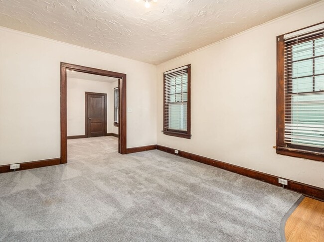 Building Photo - 2086-2090 N 4th St