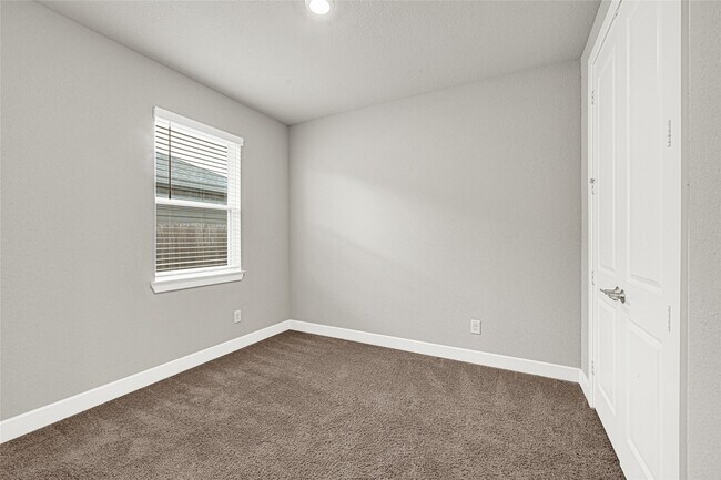 Building Photo - 8458 Harrington Grv Trl