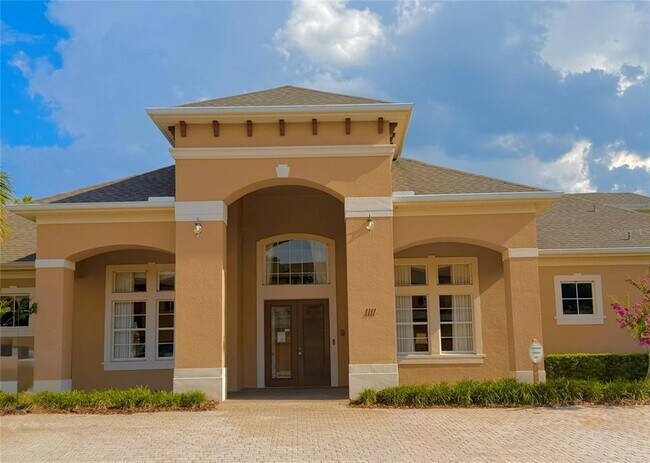 Building Photo - 1720 Retreat View Cir