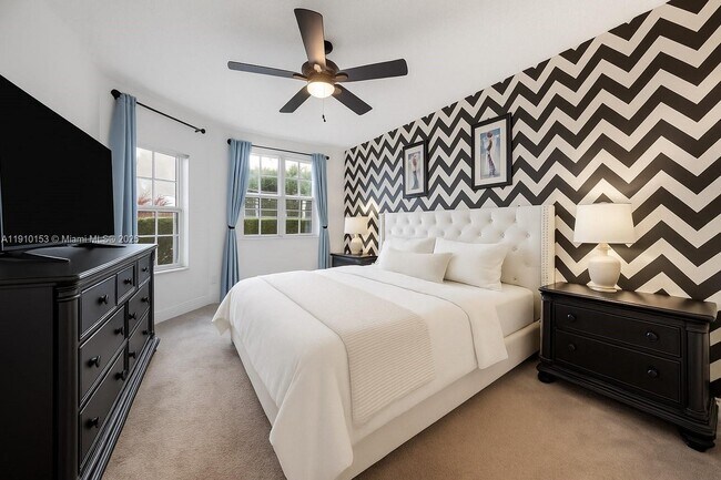 Building Photo - 3245 NE 184th St