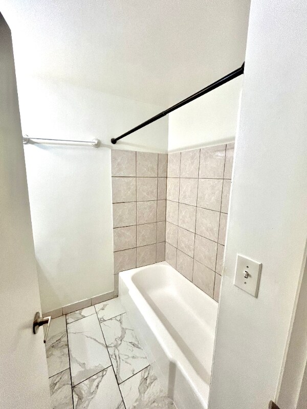 Building Photo - 3215 S Throop St