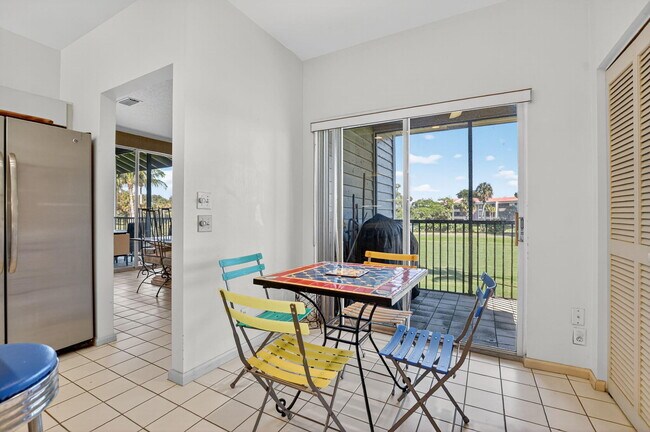 Building Photo - 7623 Cinebar Dr