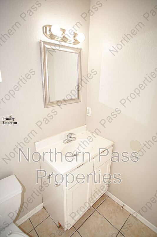 Building Photo - 11026 Splendor Ct