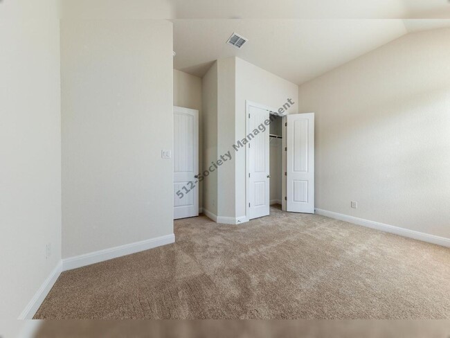 Building Photo - 320 Coral Gate Trail