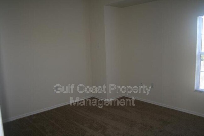 Building Photo - 7652 Plantation Cir