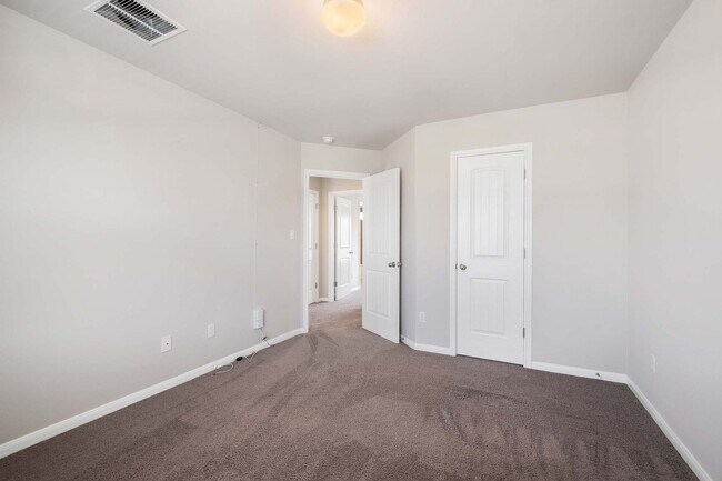 Building Photo - Peaceful 2 Bedroom, 2.5 Bath, 2-Story Home...