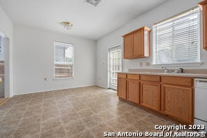 Building Photo - 7037 Tourant Rd