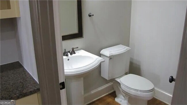Building Photo - 6556 Bennington Bluff Ct
