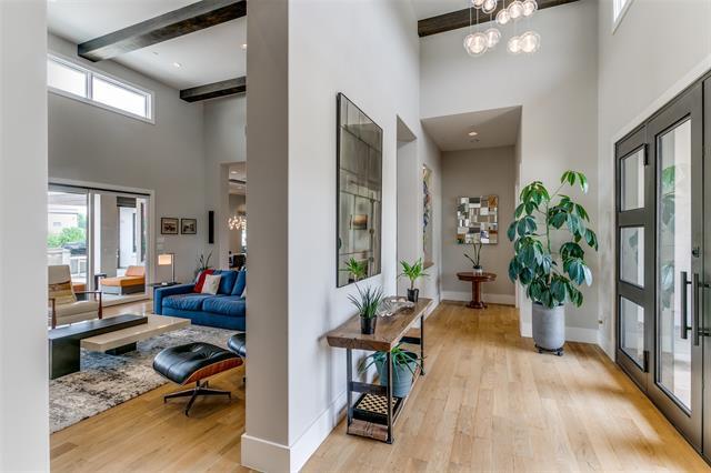 Building Photo - 2218 Castilian Path