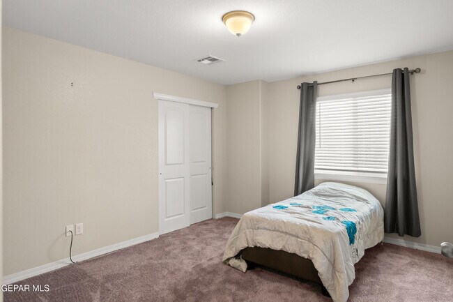 Building Photo - 12776 Hidden Edge Dr