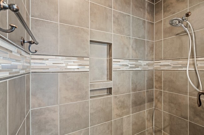 Building Photo - 5327 Metzger Ct