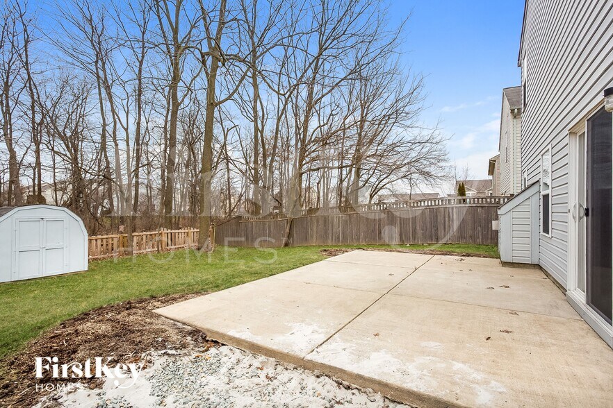 Building Photo - 15551 Dusty Trail