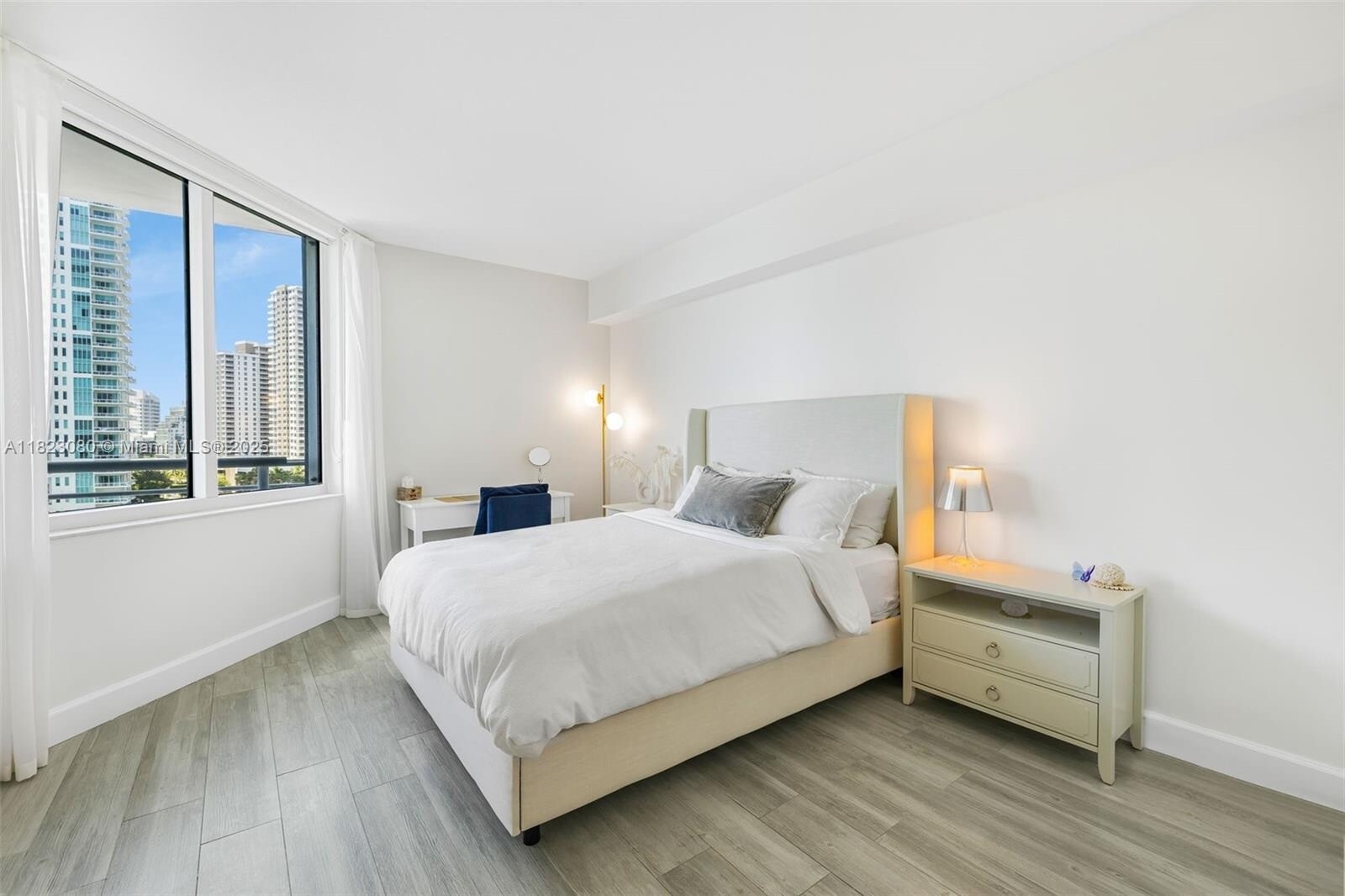 Building Photo - 325 S Biscayne Blvd