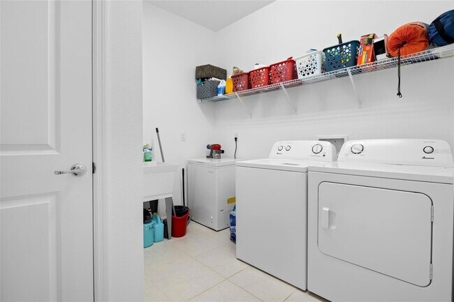 Building Photo - 9204 Rally Spring Lp